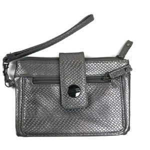 💲 KENNETH COLE Gray Wristlet